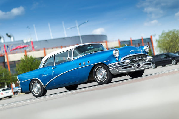 The Best Way to Detail Vintage Cars Without Damaging Original Parts