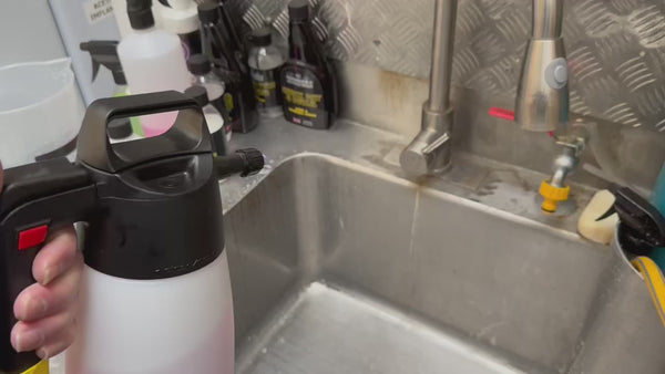 IK e FOAM Pro 2 - 1.5 litre Battery Powered Sprayer